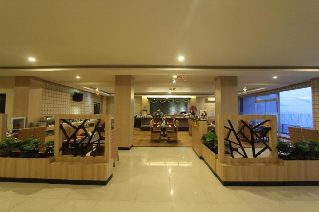 Grand Dian Hotel Slawi 테갈 외부 사진