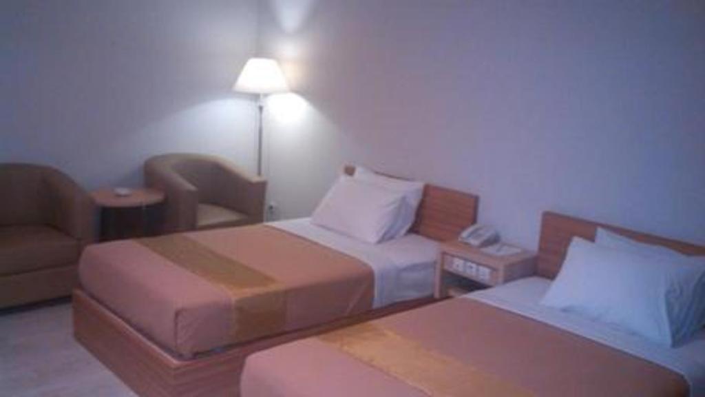 Grand Dian Hotel Slawi 테갈 외부 사진
