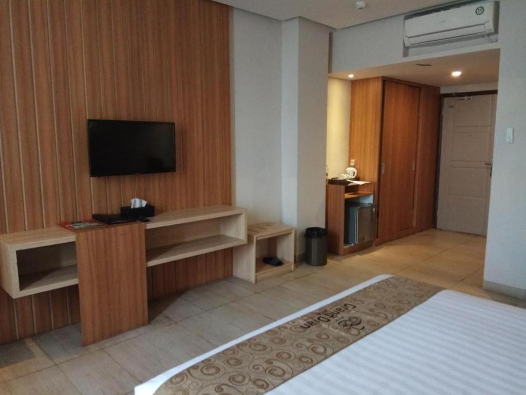 Grand Dian Hotel Slawi 테갈 외부 사진