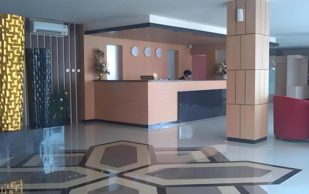 Grand Dian Hotel Slawi 테갈 외부 사진
