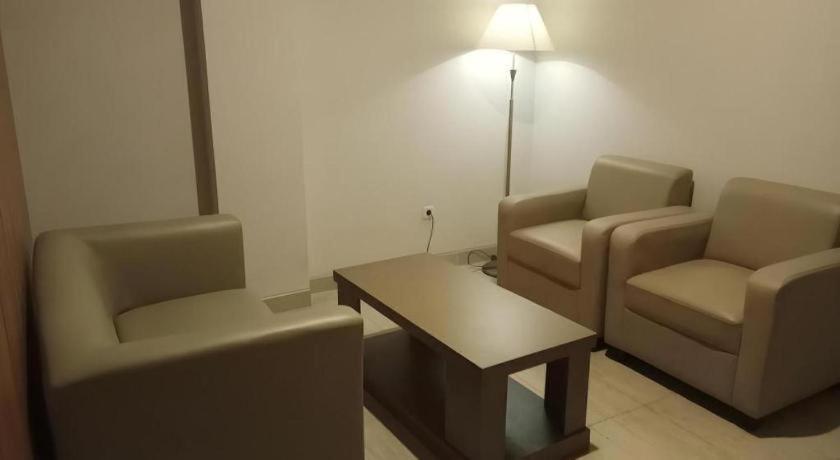 Grand Dian Hotel Slawi 테갈 외부 사진